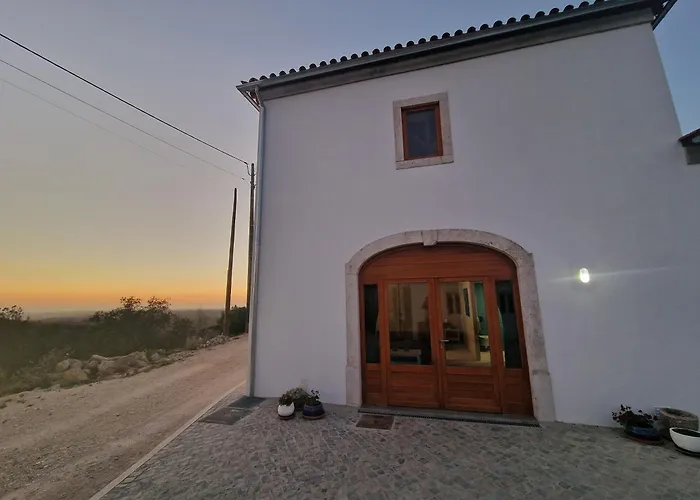 Quinta Da Chumbaria - Heaven On A Hilltop, Peace And Stunning Views! بيت للعطل *